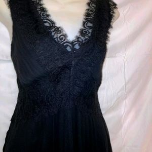 NWOT 100% SILK ALFANI LACE SZ 4 DRESS